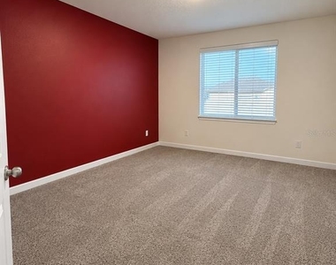 580 Preston Cove Drive - Photo Thumbnail 16