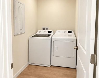 580 Preston Cove Drive - Photo Thumbnail 26