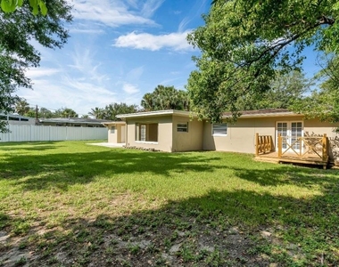 160 Dommerich Drive - Photo Thumbnail 26
