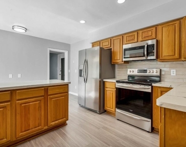 160 Dommerich Drive - Photo Thumbnail 10