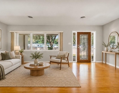 160 Dommerich Drive - Photo Thumbnail 3