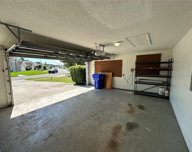 3227 Herons Point Circle - Photo Thumbnail 34