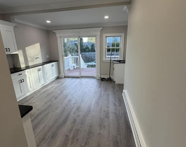 95 Fallbrook Street - Photo Thumbnail 6