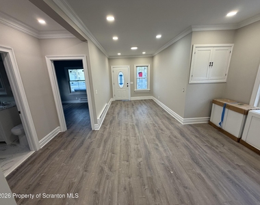 95 Fallbrook Street - Photo Thumbnail 5