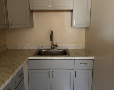 540 2nd Avenue - Photo Thumbnail 4