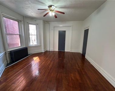 448 Pawnee Street - Photo Thumbnail 4
