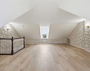 521 N Front Street - Photo Thumbnail 20
