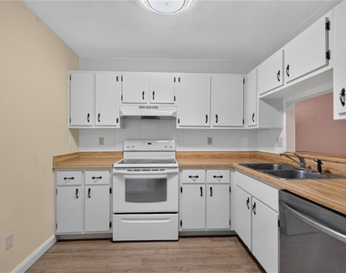 2701 Ne 10th Street - Photo Thumbnail 14