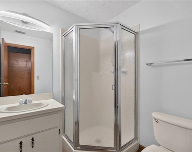 2701 Ne 10th Street - Photo Thumbnail 9