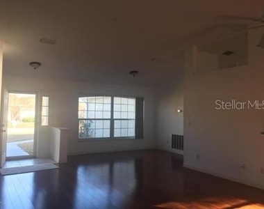 6452 Sw 63rd Court - Photo Thumbnail 2