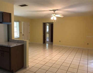 3443 S Dalton Terrace - Photo Thumbnail 2