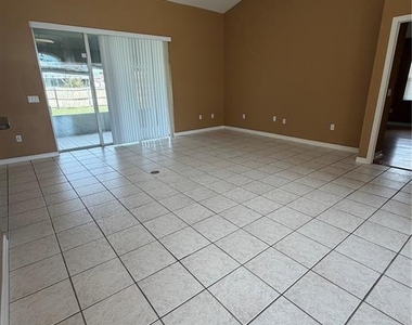 5539 Sw 83rd Lane - Photo Thumbnail 16