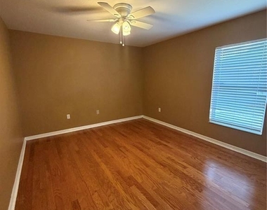 5539 Sw 83rd Lane - Photo Thumbnail 6