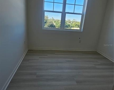 5591 Millenia Park Boulevard - Photo Thumbnail 15
