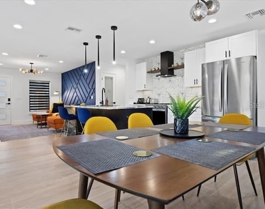 860 N Denning Drive - Photo Thumbnail 3