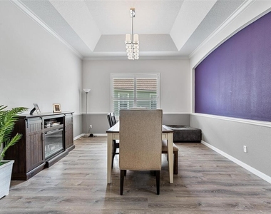 13466 Zori Lane - Photo Thumbnail 10