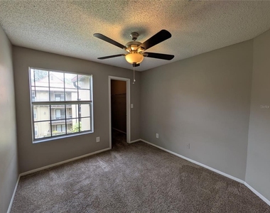 249 Afton Square - Photo Thumbnail 18