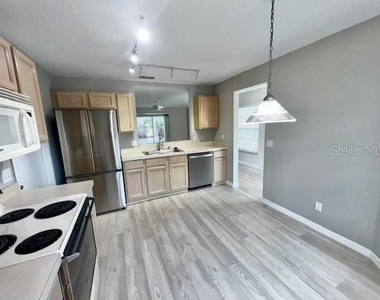 2024 Donegan Place - Photo Thumbnail 3