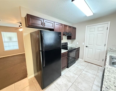 7 Bahia Court Terrace - Photo Thumbnail 6
