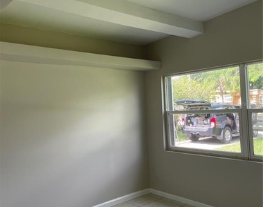 1107 Kimball Drive - Photo Thumbnail 7