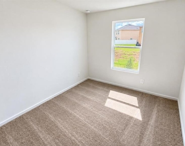 2492 Bevel Lane - Photo Thumbnail 13