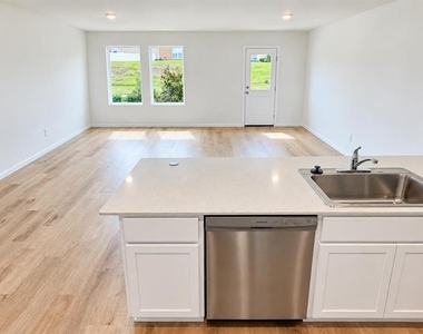 2492 Bevel Lane - Photo Thumbnail 16