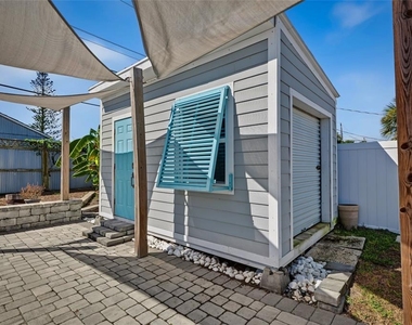 118 Roberta Road - Photo Thumbnail 2