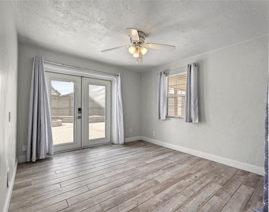 118 Roberta Road - Photo Thumbnail 18