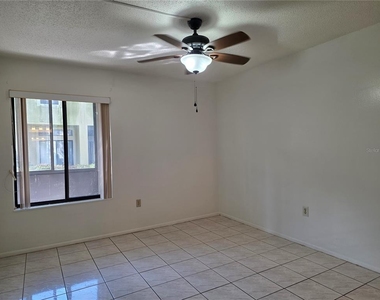 2713 Oak Park Way - Photo Thumbnail 18