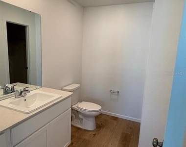 1537 Plank Place - Photo Thumbnail 6