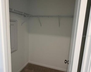 1537 Plank Place - Photo Thumbnail 10