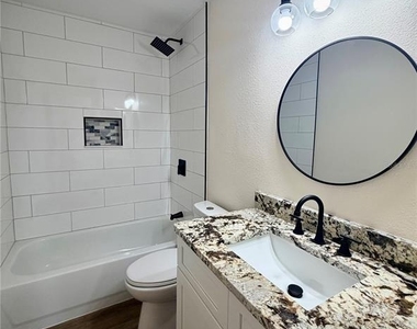 615 Casa Park Court - Photo Thumbnail 11