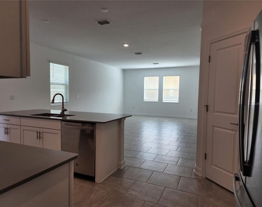 2991 Addison Boulevard - Photo Thumbnail 3