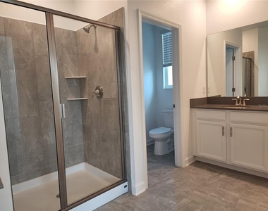 2991 Addison Boulevard - Photo Thumbnail 8