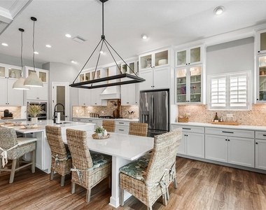 3994 Woodland Retreat Boulevard - Photo Thumbnail 6