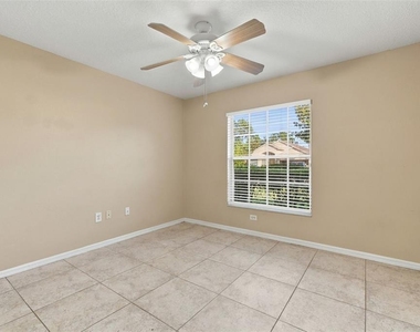 10806 Brown Trout Circle - Photo Thumbnail 16