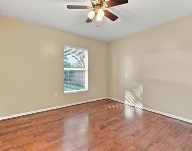 10806 Brown Trout Circle - Photo Thumbnail 19