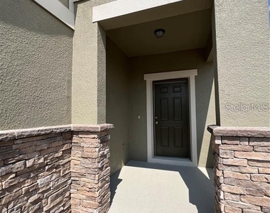 1822 Sundance Chase Road - Photo Thumbnail 2