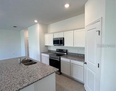 1822 Sundance Chase Road - Photo Thumbnail 5