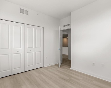 5591 Millenia Park Boulevard - Photo Thumbnail 6
