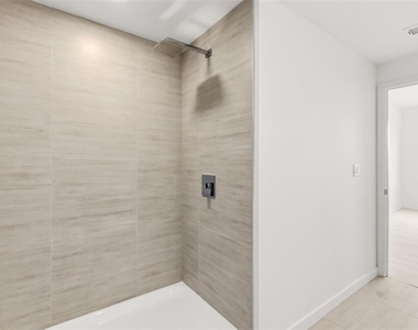 5591 Millenia Park Boulevard - Photo Thumbnail 12