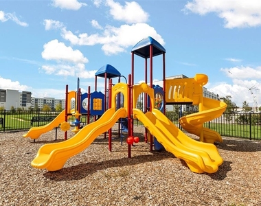 5591 Millenia Park Boulevard - Photo Thumbnail 17