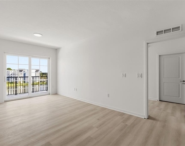 5591 Millenia Park Boulevard - Photo Thumbnail 5