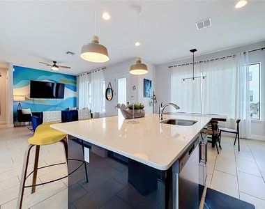 235 Villa Domani Circle - Photo Thumbnail 19