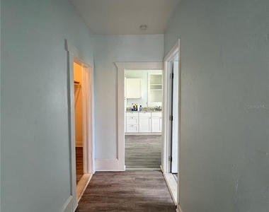 704 Tennessee Street - Photo Thumbnail 10
