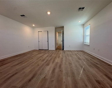 2140 Axel Street - Photo Thumbnail 34