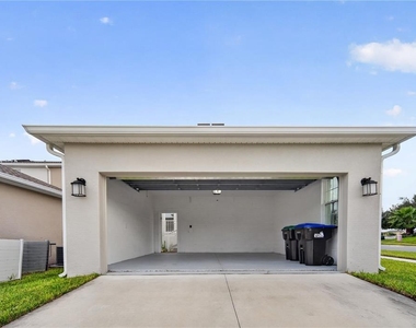 15669 Water Spring Boulevard - Photo Thumbnail 21