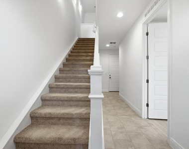 9874 Bucklow Hill Drive - Photo Thumbnail 5