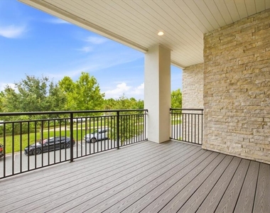 9874 Bucklow Hill Drive - Photo Thumbnail 13