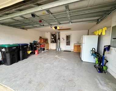 2130 Corner School Dr - Photo Thumbnail 17
